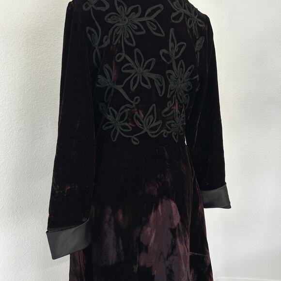 Vintage Victoria's Secret Gold Label Velvet Robe Wrap Sz. Medium with Flaws - Picture 5 of 15